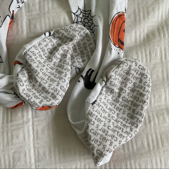 Mixed Brand 2 Piece Halloween Bundle - Picture 3 of 6